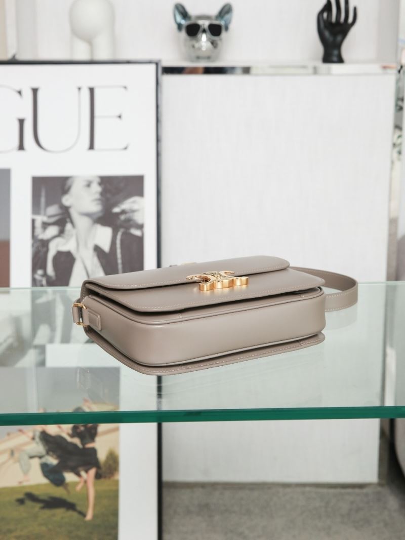 Ce1i*e triomphe bags